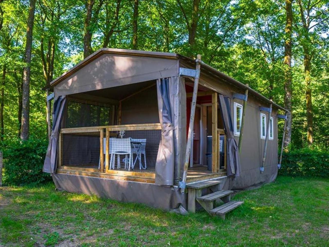 Camping De La Foret Seasonova Sillé-le-Guillaume Eksteriør bilde