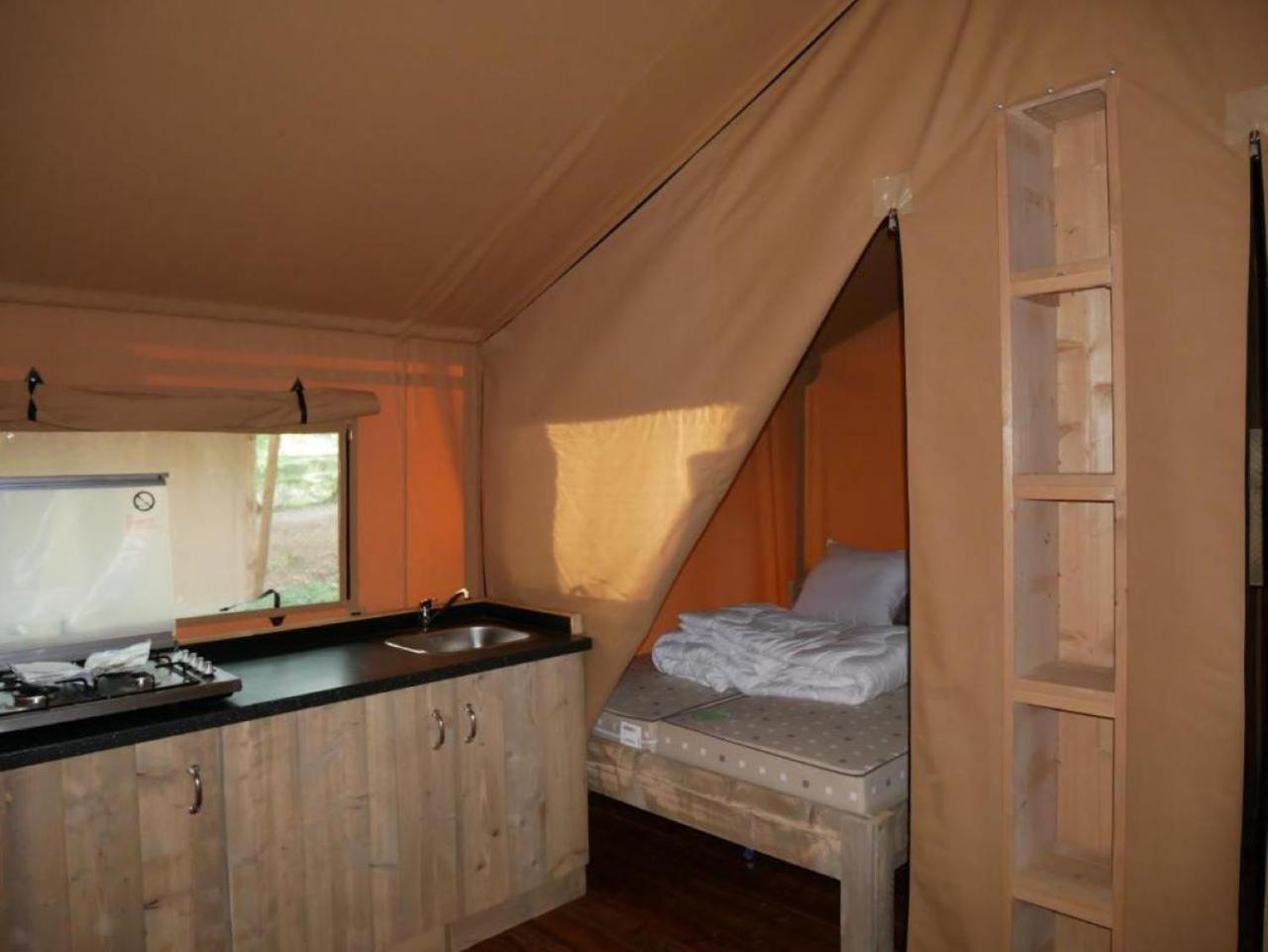 Camping De La Foret Seasonova Sillé-le-Guillaume Eksteriør bilde